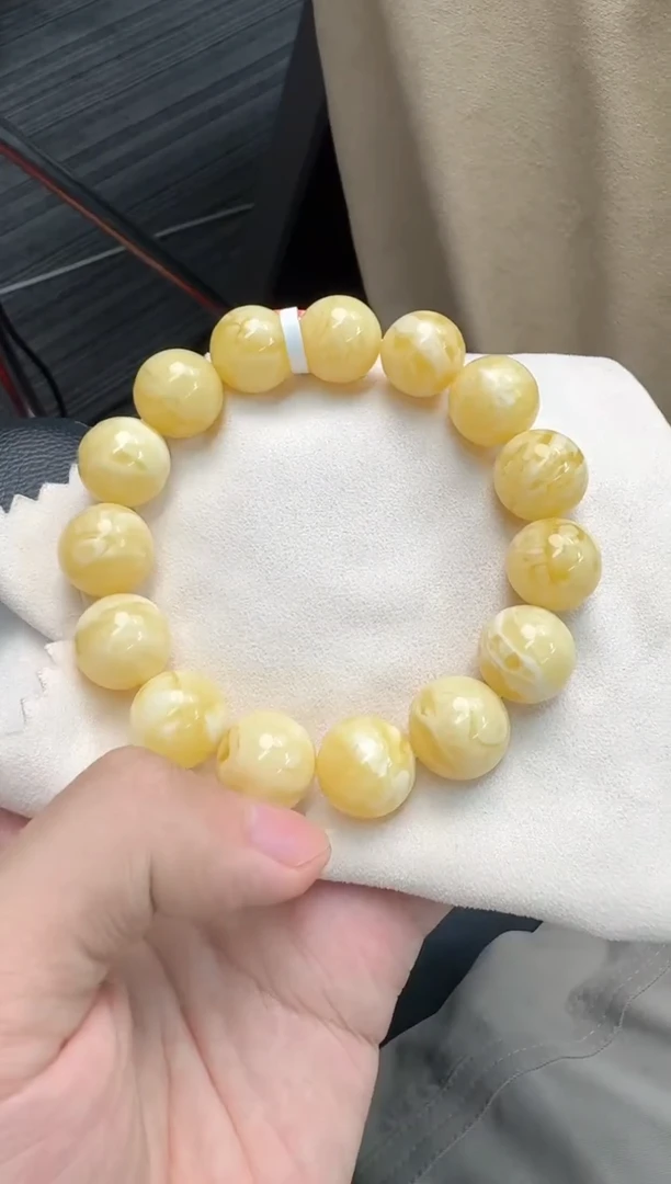 未镶嵌琥珀手串玲*玲蜜蜡手串