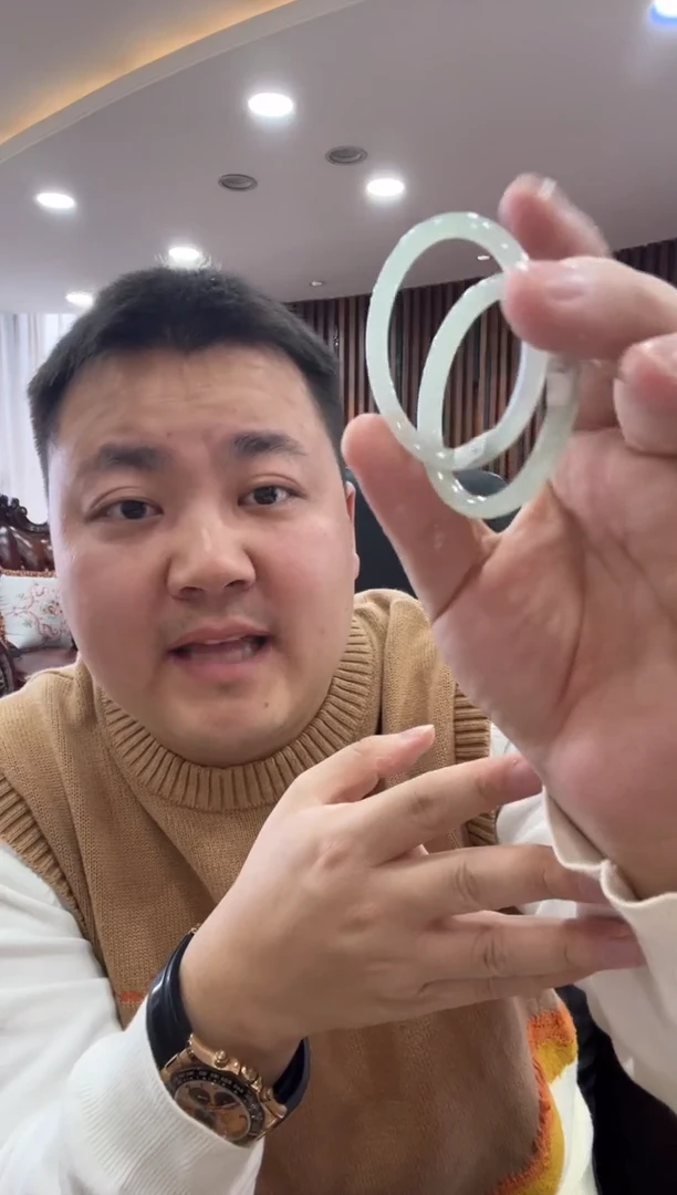 未镶嵌手镯翡翠小童镯多样性发1