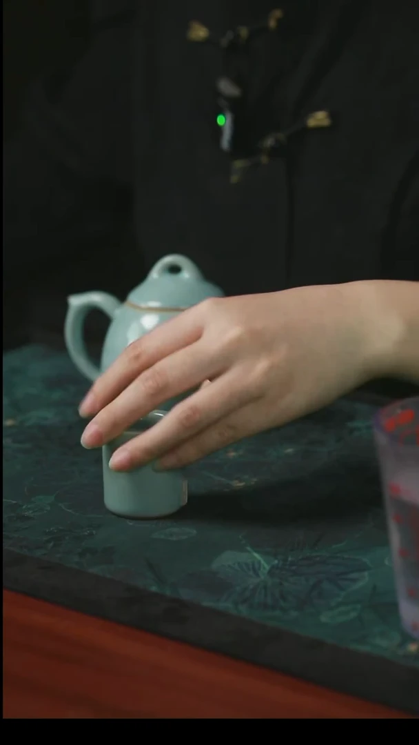 中*人盖置 仿古釉 一级品