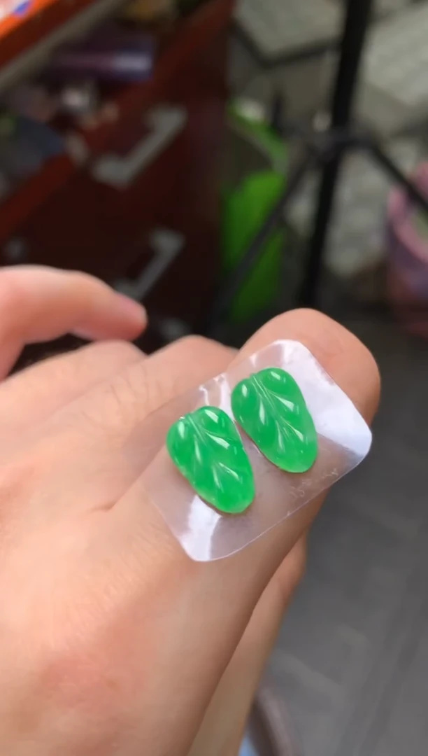 未镶嵌定制翡翠裸玉