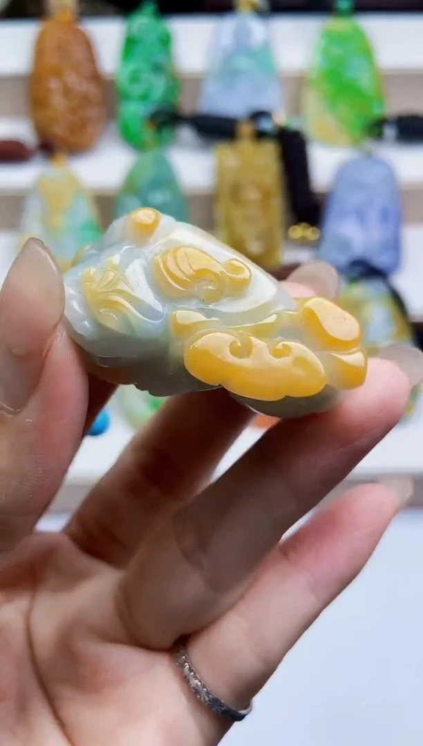 颈饰未镶嵌翡翠翡翠A货