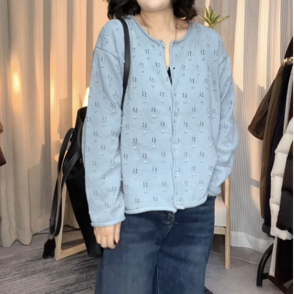 【燕子严选】2025早春新款休闲百搭镂空文艺针织开衫毛衣61598