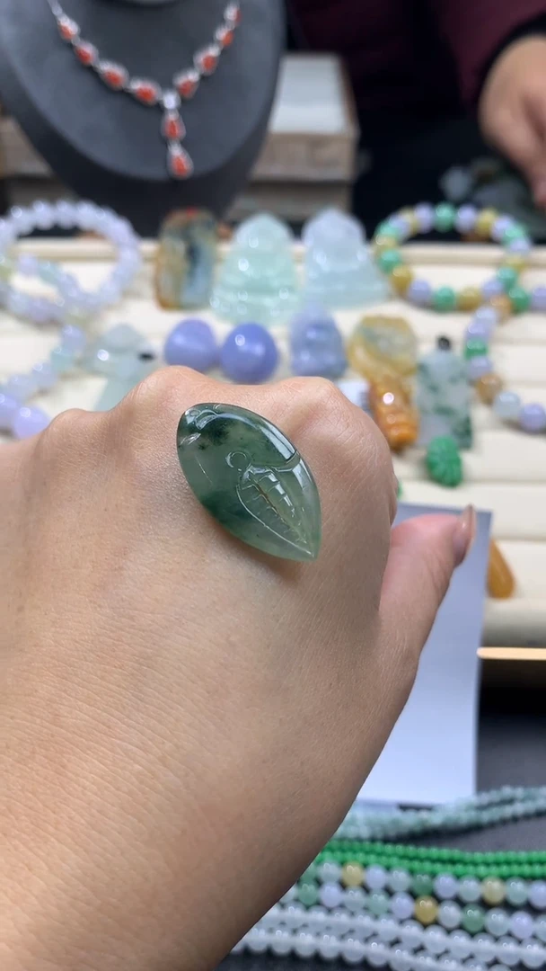 【闪购商品】定制翡翠未镶嵌翡翠