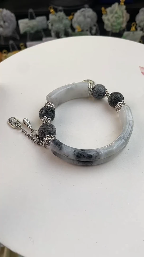 颈饰未镶嵌翡翠J****9手工定制默认微瑕主播介绍为准