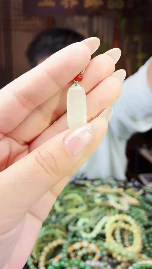 颈饰未镶嵌和田玉多样性发货拍一发一