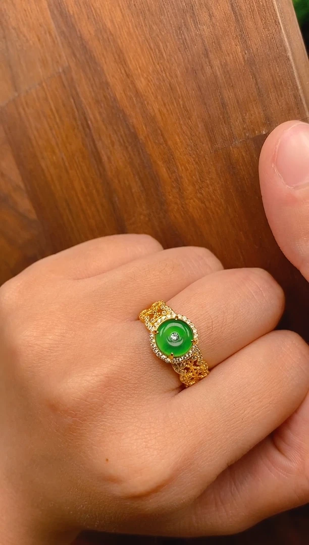 【闪购商品】翡翠戒指银S925镶嵌平安扣戒指