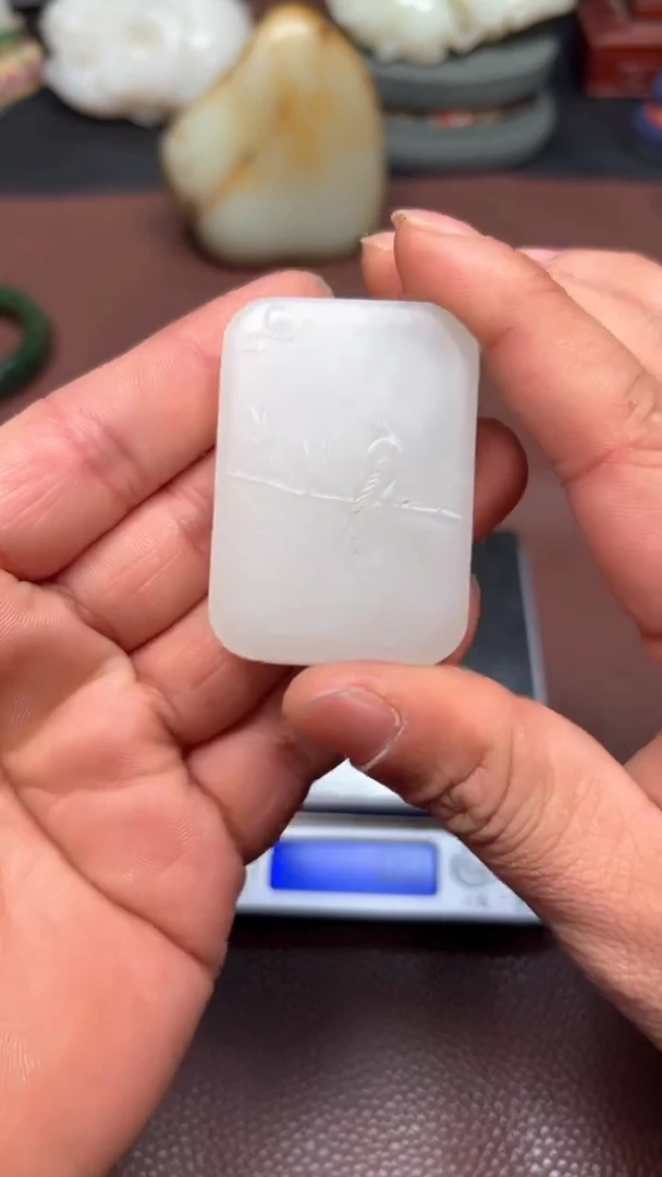 【闪购商品】和田玉颈饰未镶嵌 