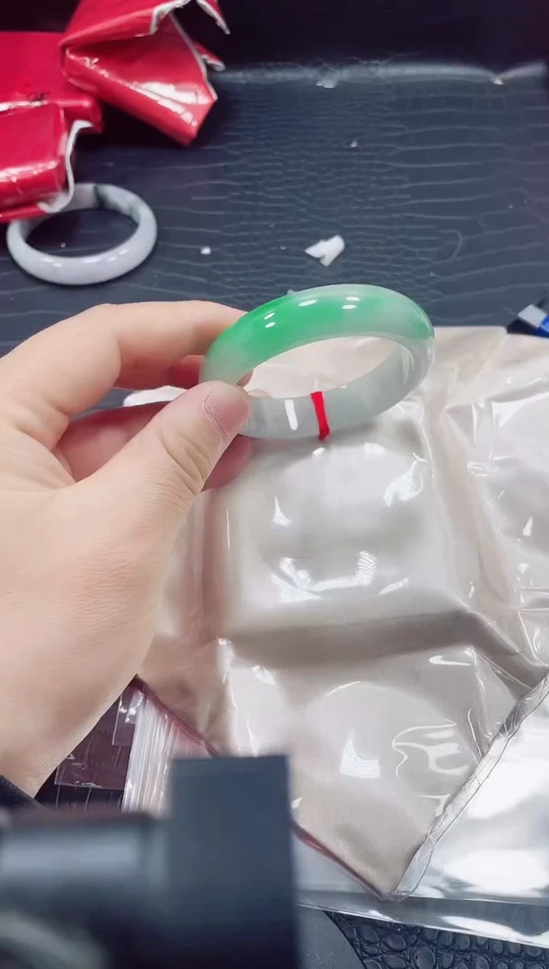 非金属无小哥26号手镯56.6圈口轮胎