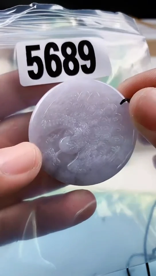【闪购商品】翡翠挂件未镶嵌天然翡翠吊坠挂件