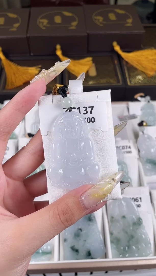 颈饰未镶嵌翡翠ZC137冰大观音+孤品+送同款绳子