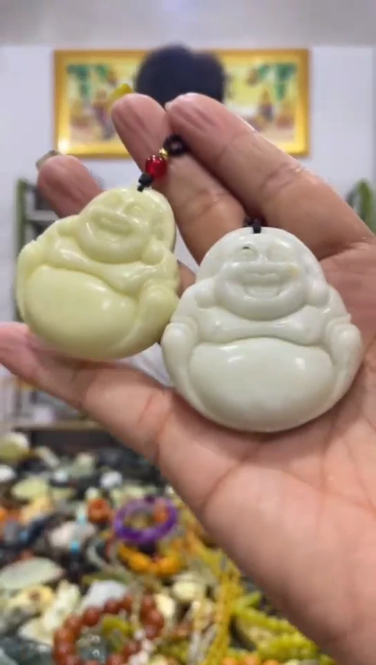 未镶嵌岫玉吊坠多样性发货发其中一件