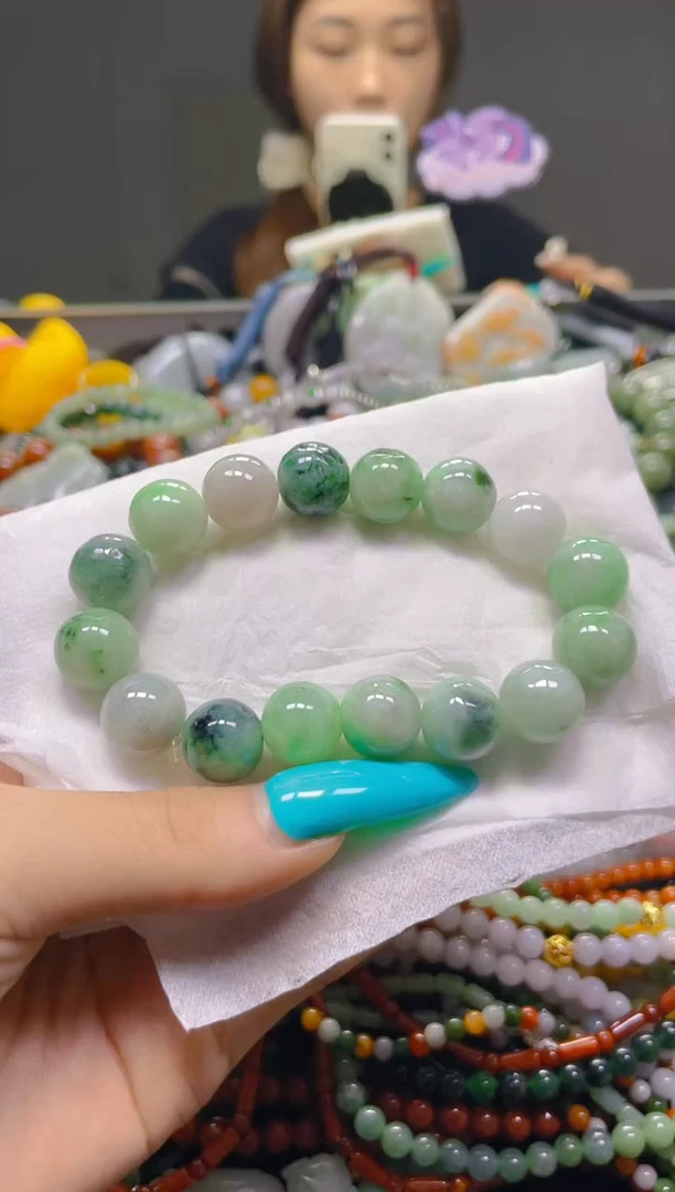 颈饰未镶嵌翡翠12MM/W/翡翠A货，一件也是批发价