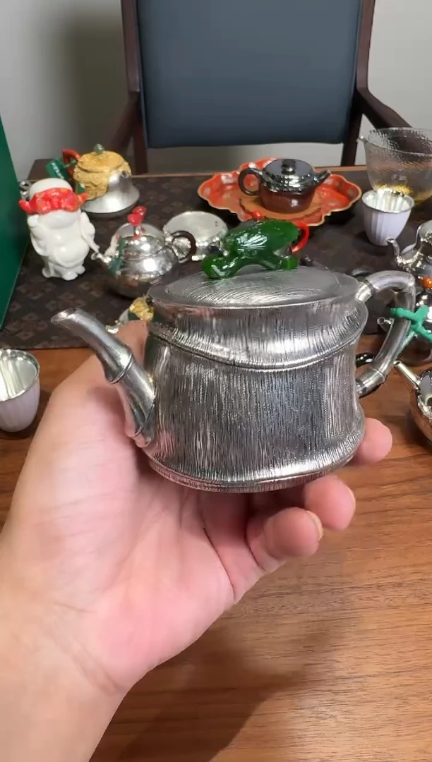 --呆坐 竖纹磨砂 风蝉壶