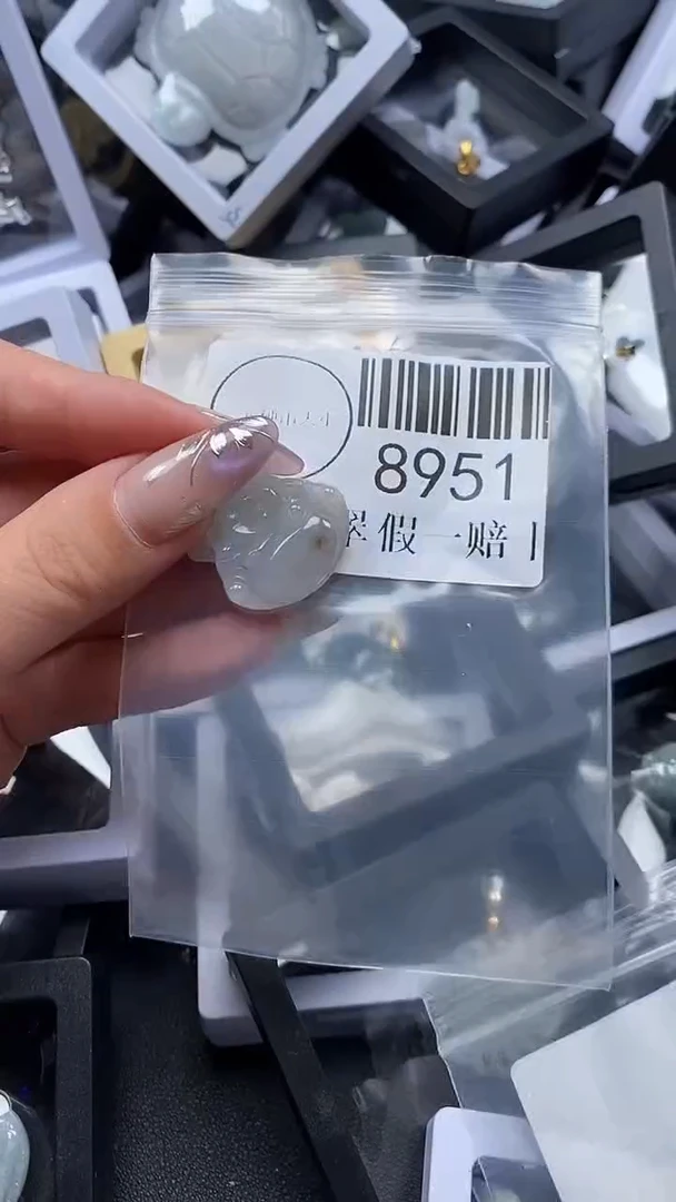 吊坠(不含链)未镶嵌翡翠8951
