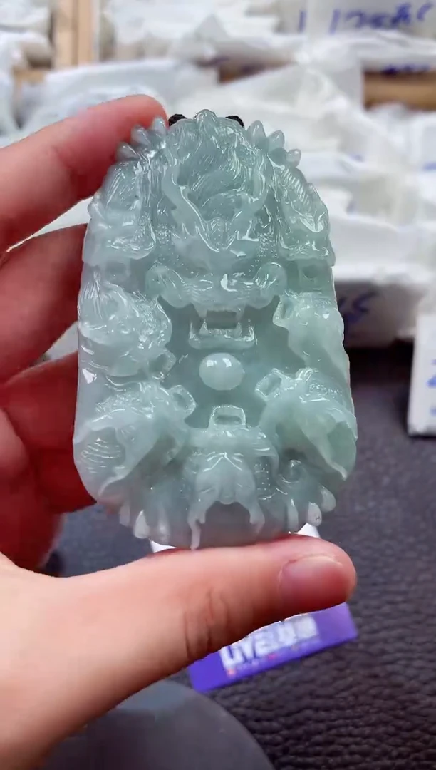 颈饰未镶嵌翡翠00007564