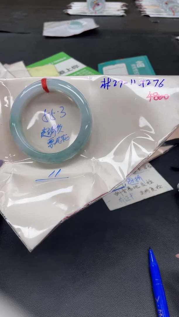 未镶嵌手镯翡翠翡翠手镯