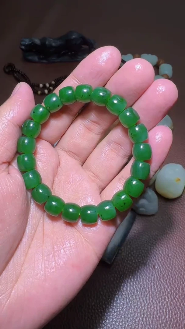 未镶嵌和田玉挂件风**茂和田玉