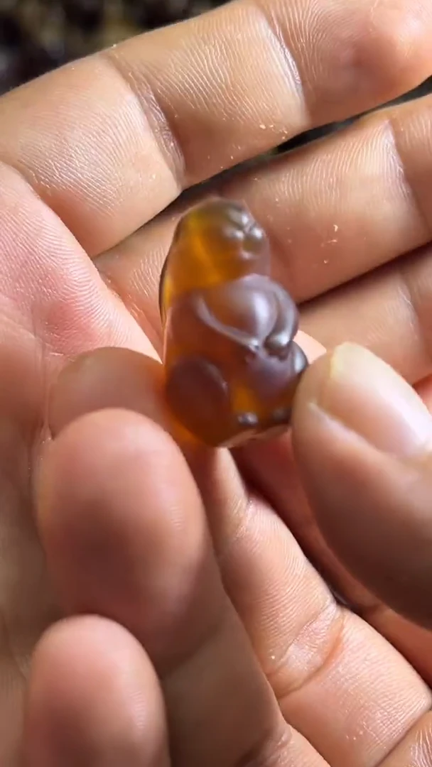 裸石琥珀未镶嵌87