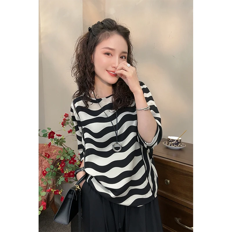 LMXPPJ【线条画笔】2025新款洋气别致小衫宽松时尚简约女T恤MX291