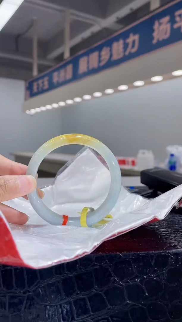 未镶嵌手镯翡翠手镯4