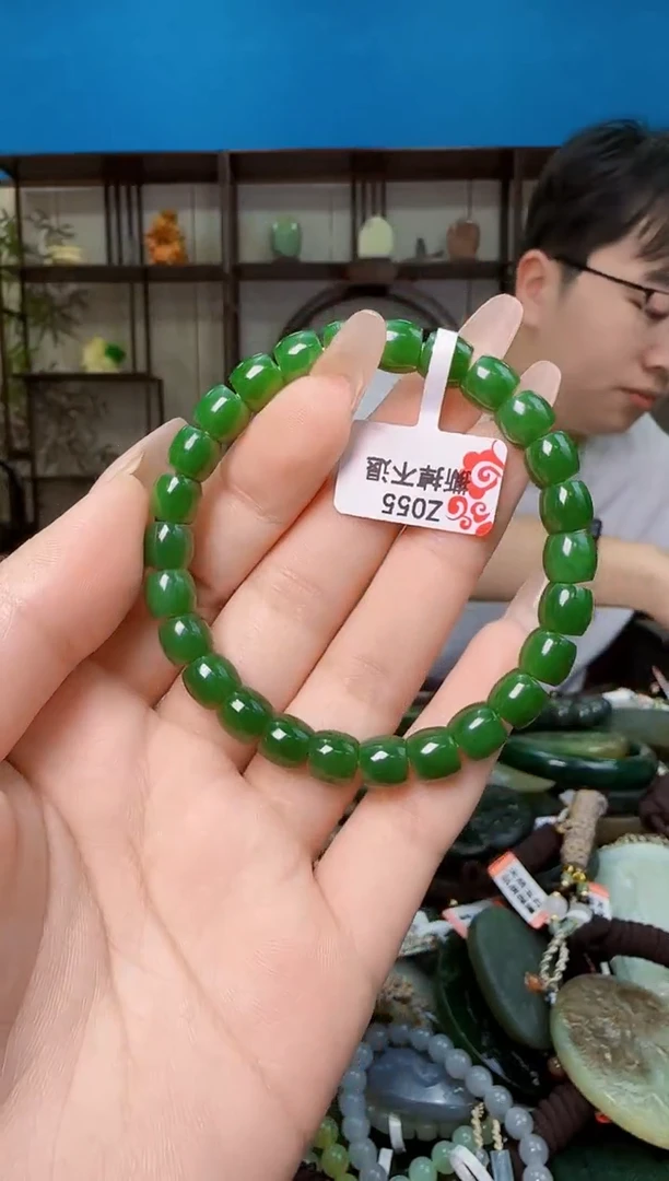 颈饰未镶嵌和田玉多样性发一