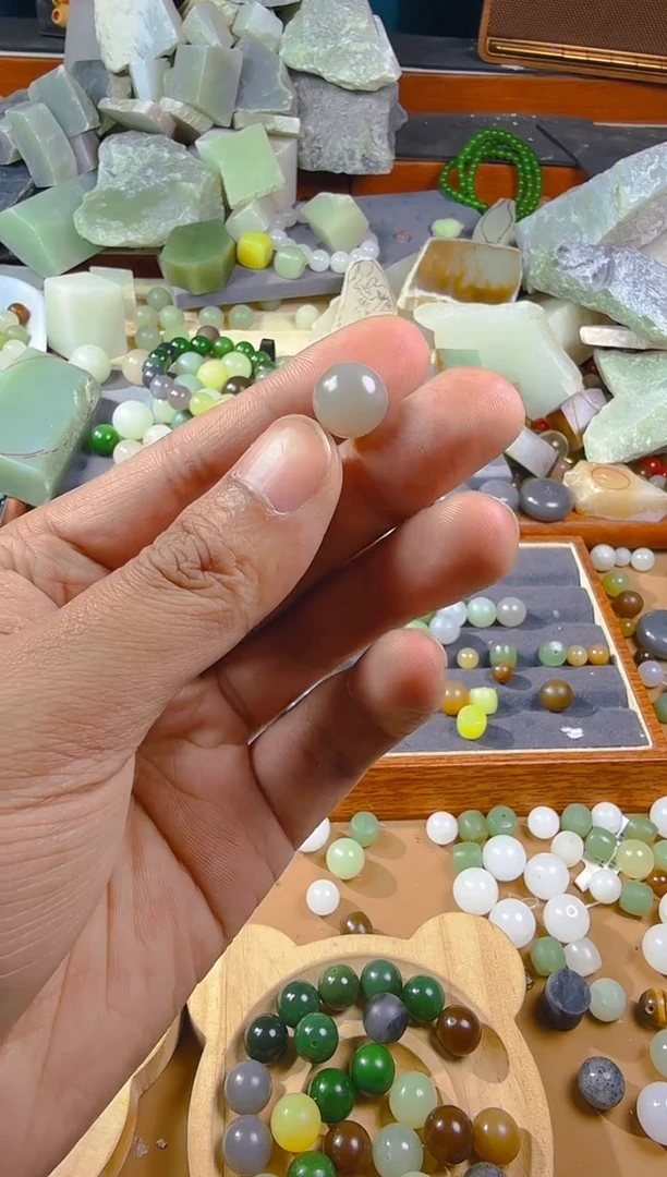 未镶嵌手链和田玉卡12散珠