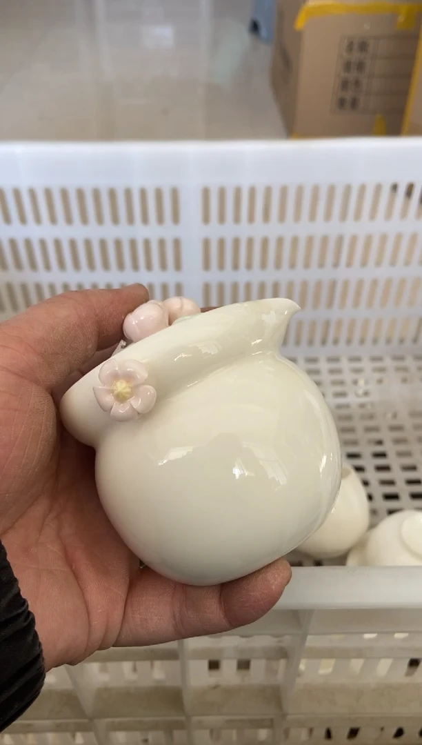 杯无运费险有瑕疵的摄影的产品有使用过的痕迹有点脏介意勿拍