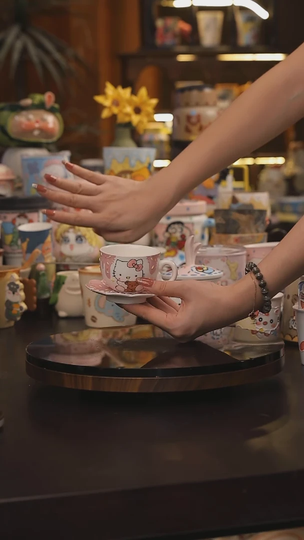 景德镇釉下彩绘设计师款式陶瓷