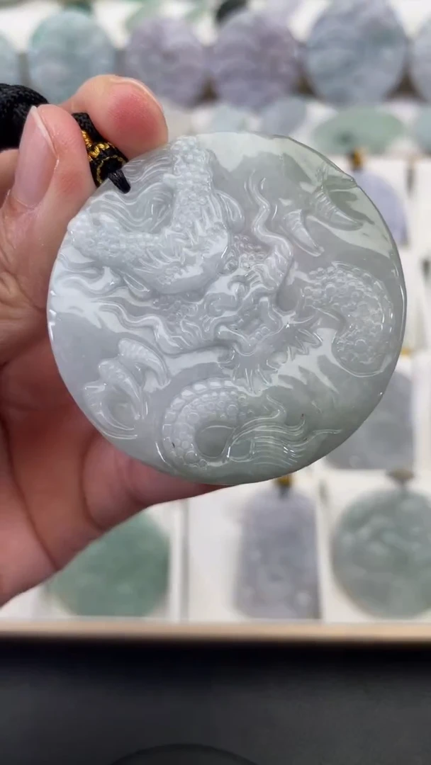 颈饰未镶嵌翡翠天然缅甸翡翠A货31