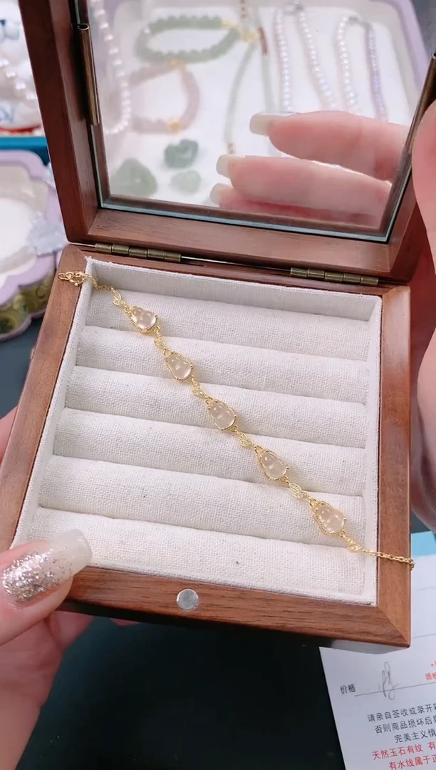 【闪购商品】石英质玉手链银S925镶嵌51