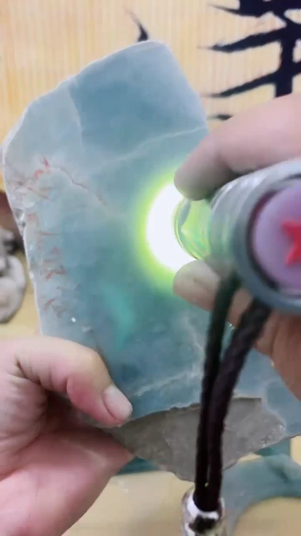 翡翠未镶嵌颈饰翡翠198