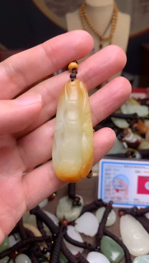 颈饰未镶嵌和田玉新疆料青海料清水和田玉吊坠