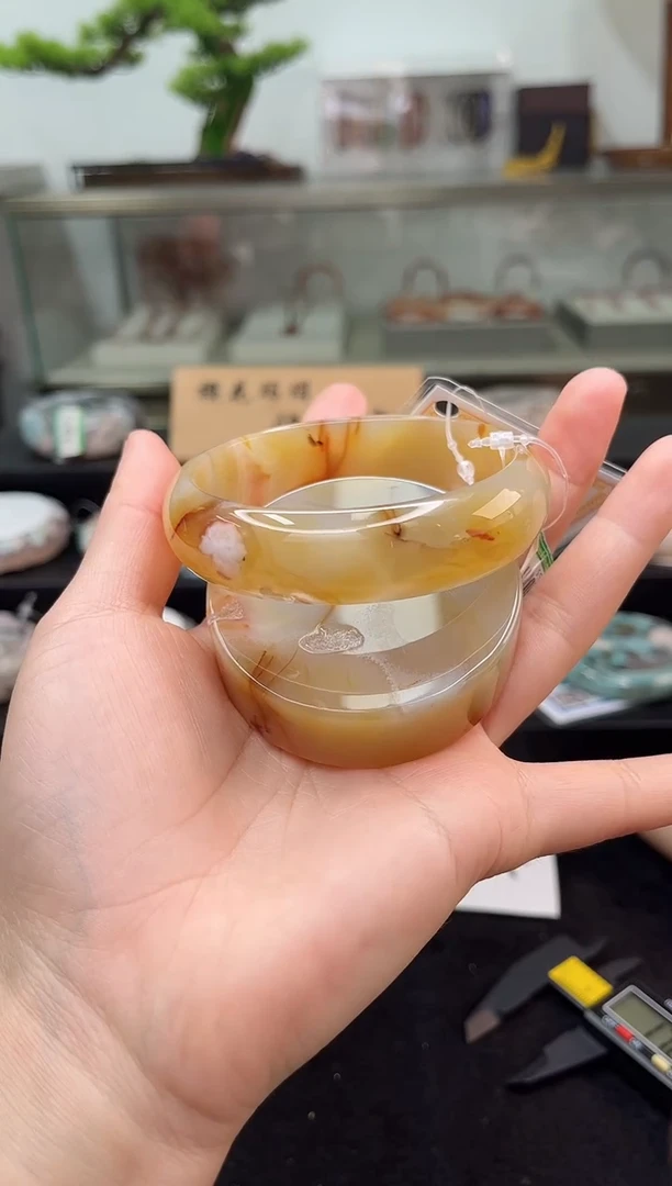 未镶嵌手镯石英质玉63圈口（赠品镯心）6446065
