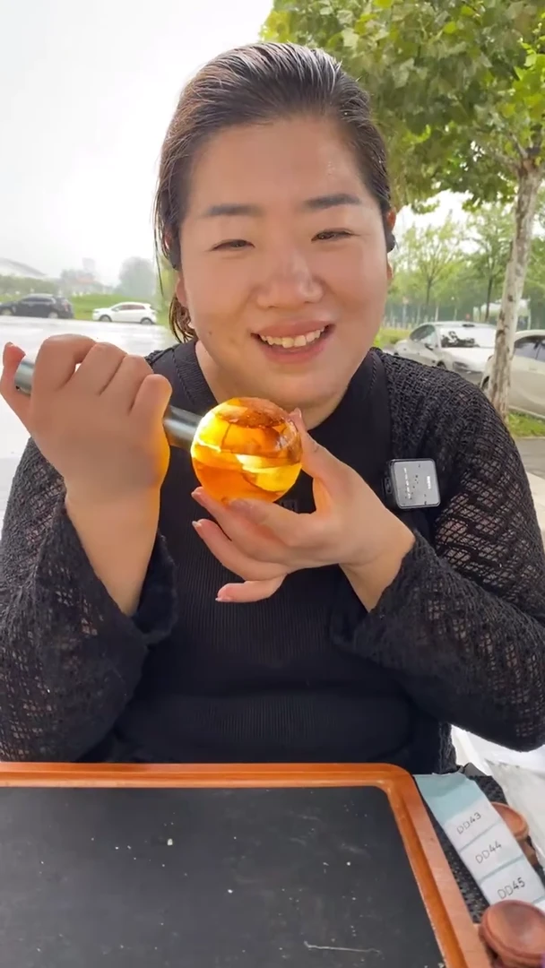 未镶嵌珠宝半成品水晶黄胶花球D43