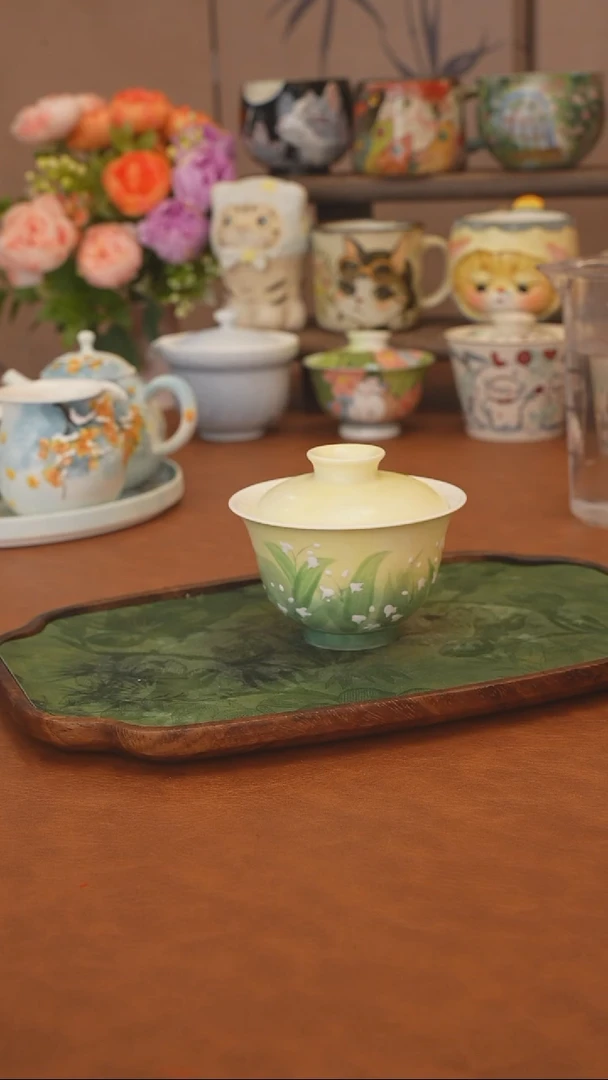 是泥吖 铃兰花盖碗