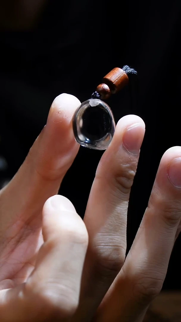 吊坠(赠链)未镶嵌水晶水晶