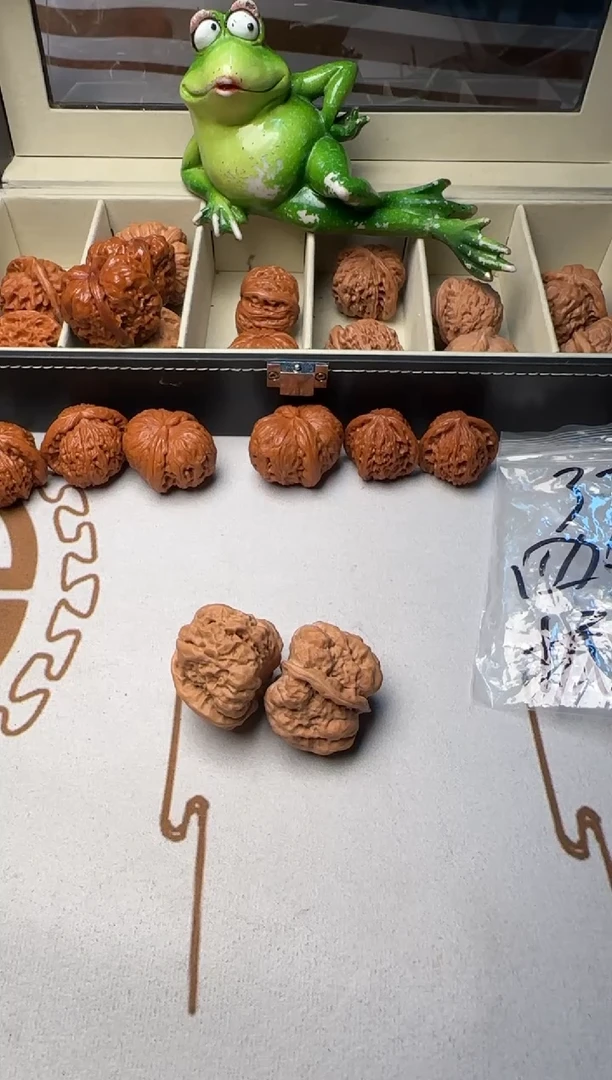 文玩核桃吊坠09核桃