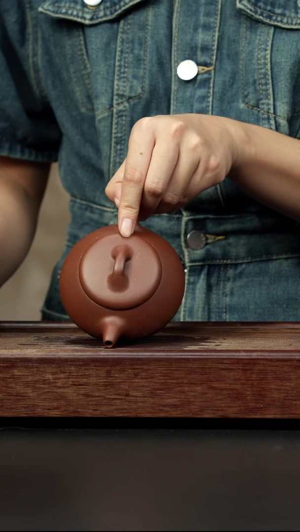 紫砂茶壶底槽清 过桥扁腹