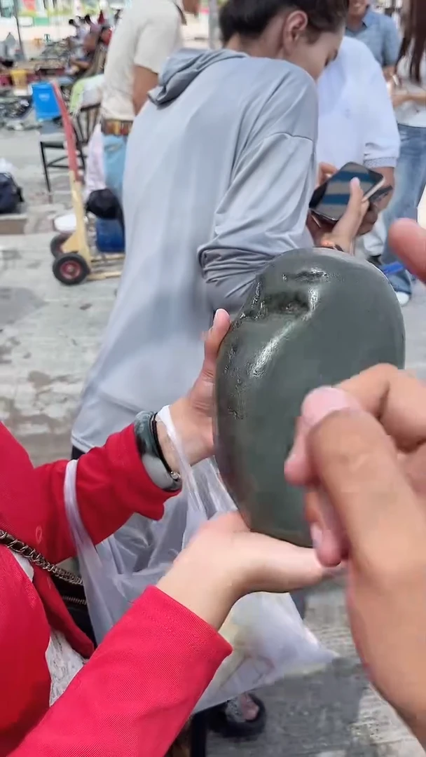 和田玉未镶嵌摆件火*和田玉原石