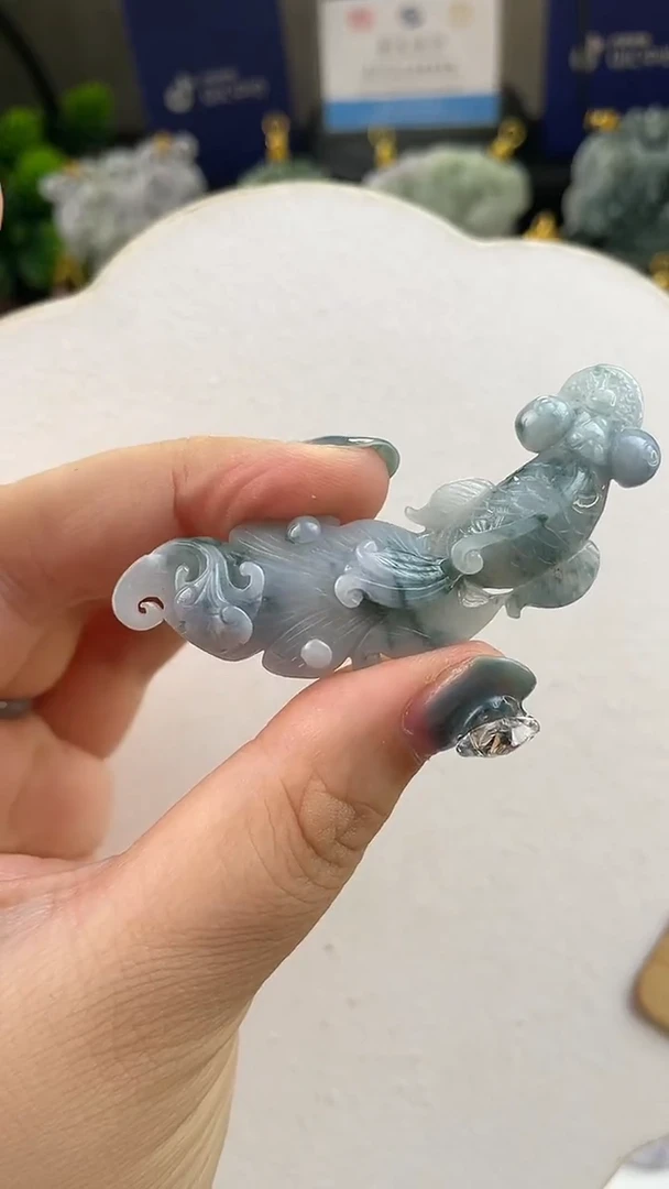 翡翠未镶嵌颈饰定制翡翠