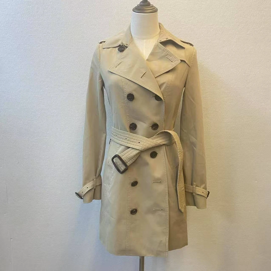 95新 BURBERRY/博柏利 海囤/巴宝莉风衣/uk8码/yy06060