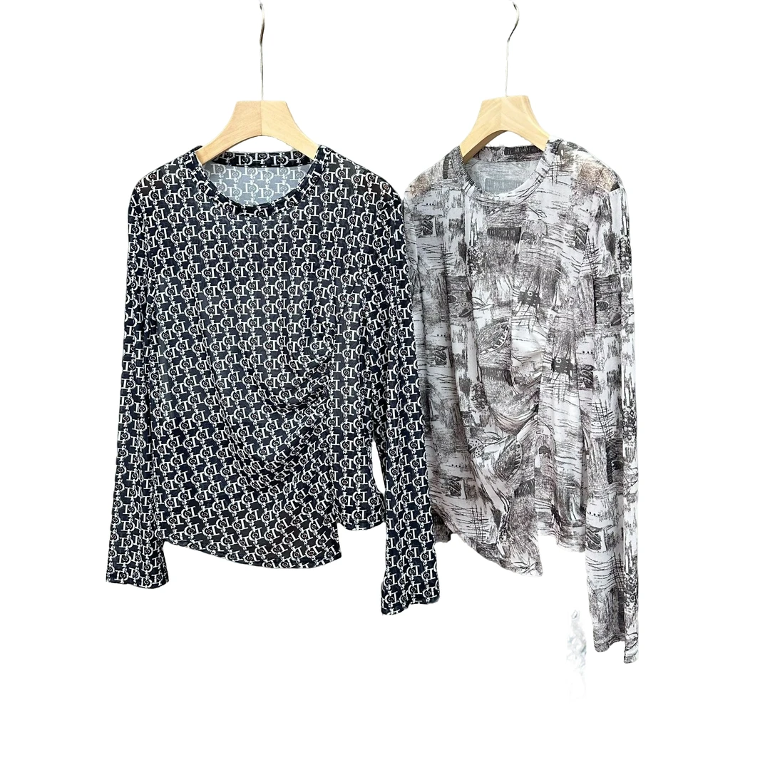 2-8208 休闲款修身时尚打底衫