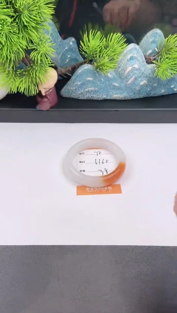 石英质玉手镯未镶嵌72