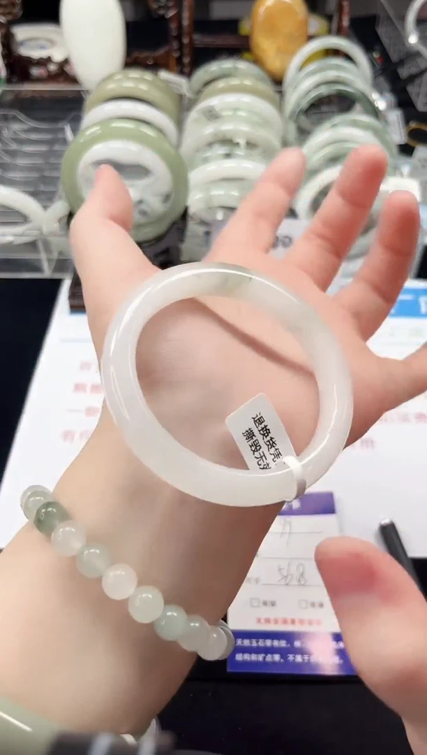 未镶嵌手镯石英质玉99-56/57