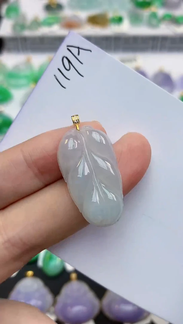颈饰18K金镶嵌翡翠天然缅甸a货翡翠