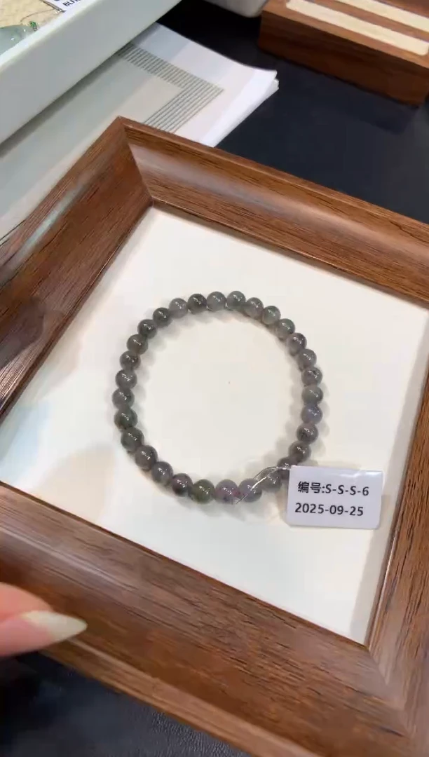 未镶嵌手串翡翠手串