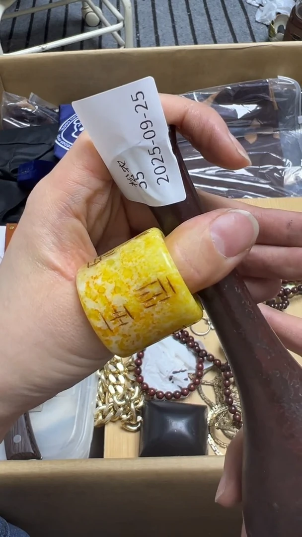 手工艺品琉璃松*瓷片瓷片瓷片瓷片