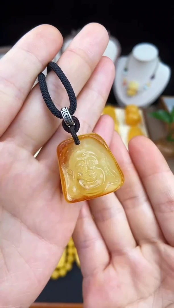 琥珀未镶嵌珠宝奇石柒月