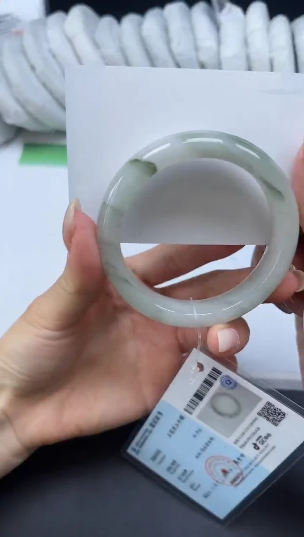 未镶嵌手镯石英质玉016-54