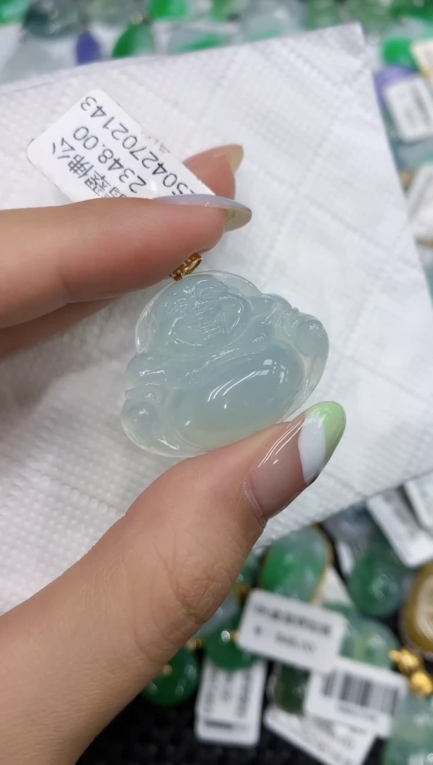翡翠18K金镶嵌颈饰111111111111